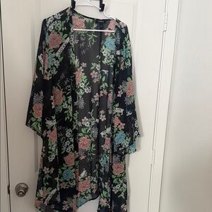 Torrid Black Floral Sheer Kimono Robe